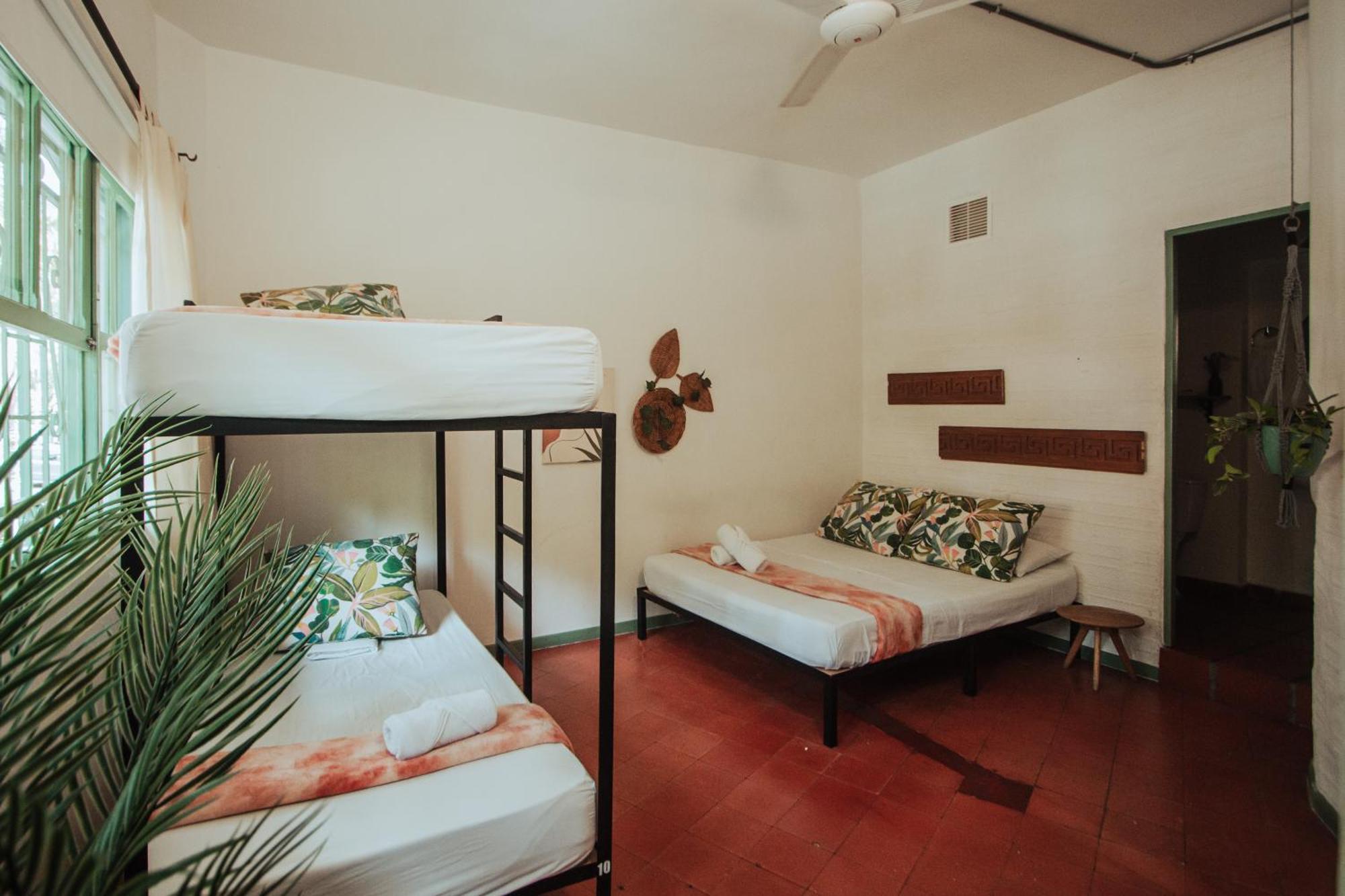 Centro Hostel 메딜린 외부 사진